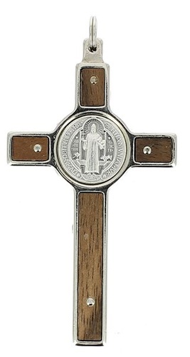 Croix Saint Benoit bois clair & métal argenté 8 cm